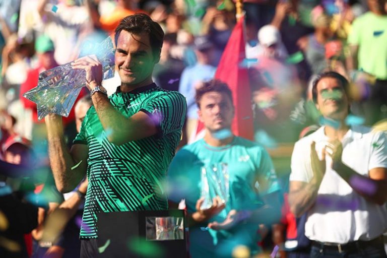 Federer beats Wawrinka to lift Indian Wells title for a record 5th time