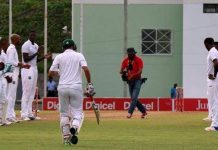 Pak vs W. Indies 3rd Test Day-2: West Indies give guard of honor to Younis