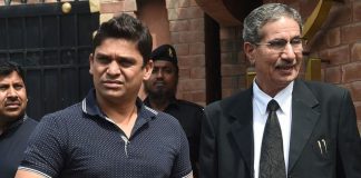 PCB Spot Fixing Case: “Bat Grips” of Khalid Latif provides evidence