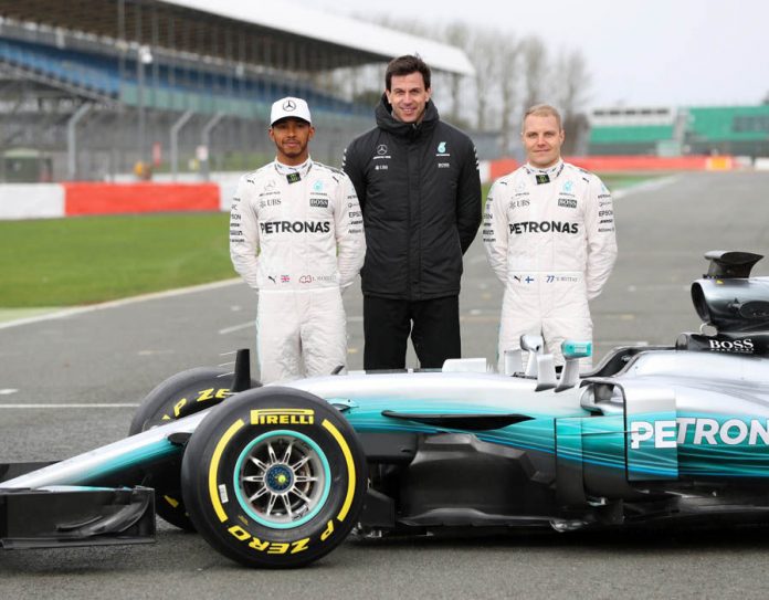 toto wolff lewis hamilton bottas lewis hamilton