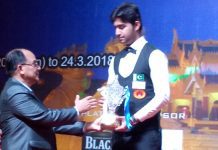 19th Asian Junior u21 Snooker C’ship 2018: Myanmar wins Gold – Pakistan Silver & Bronze Haris Tahir receiving the Silver Medal