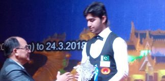 19th Asian Junior u21 Snooker C’ship 2018: Myanmar wins Gold – Pakistan Silver & Bronze Haris Tahir receiving the Silver Medal