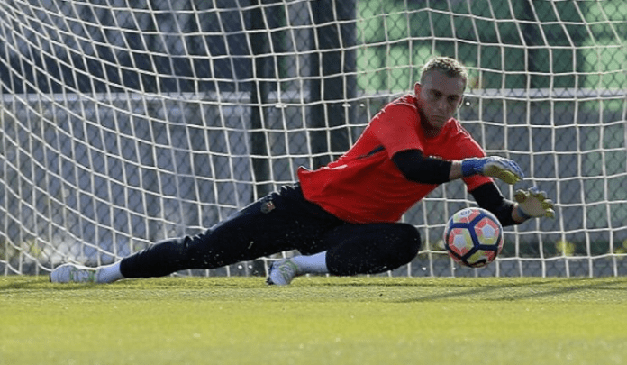 Barcelona Goalkeeper Jasper Cillissen Football Transfer Battle