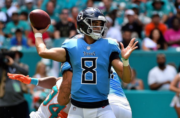 NFL: Tennessee Titans at Miami Dolphins marcus mariota