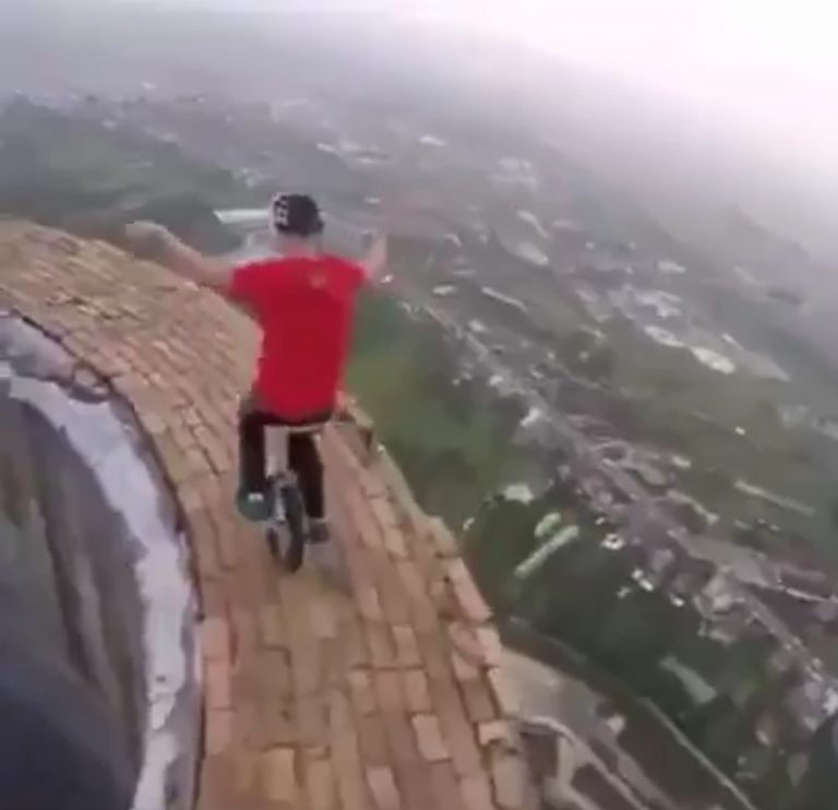 The Unusual – Juggling & Uni-cycling: On Top of The World