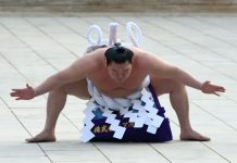 Sumo Wrestling: Mongolian Grand Champ Slapped For A Clap; Dressed Down For ‘3 Cheers’