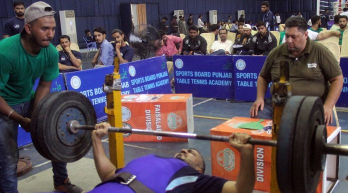 Punjab Inter-Division Power-lifting '19 Punjab Inter-Division Power-lifting '19