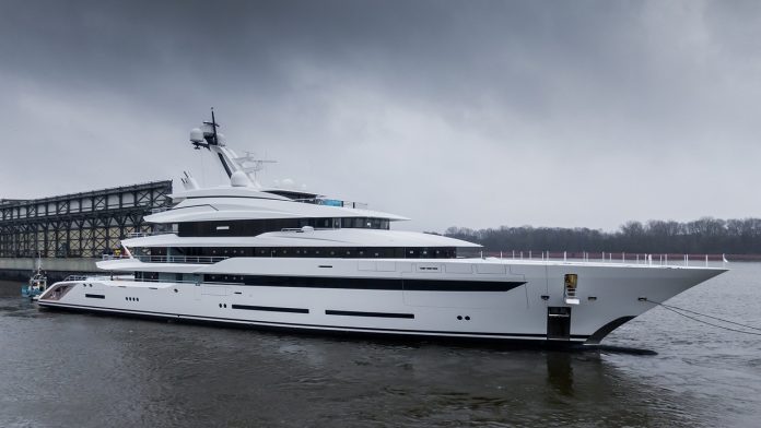 Yacht Kawil