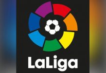La Liga Match: Fan Breaches Security & Enters The Pitch