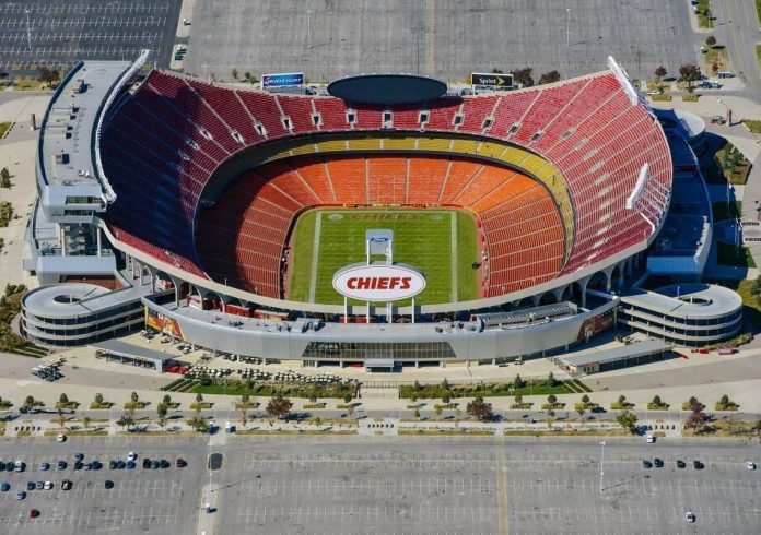 Stadium-Aerials-al-101315-0