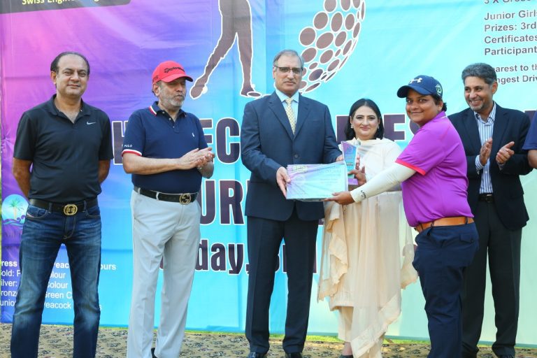 Pakistan-3rd Hi-Tech Ladies Golf 2021: Parkha; Shahzadi & Munnaza Win In Style