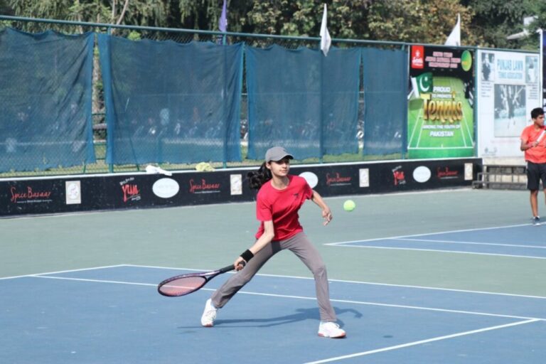 Archive: Servis Tyres Jr. Tennis 2022: QF Day; Semi Finalists Decided